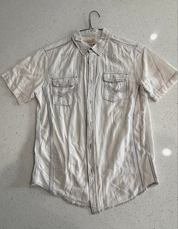 Rustic Blue Other - Rustic Blue Mens Medium White & Gray Buttonup Shortsleeve Shirt
